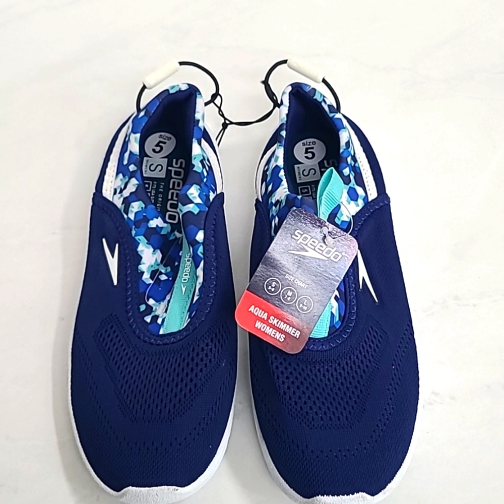 Speedo Surf Strider Water Shoes NWT Womens Size Small (5-6)
